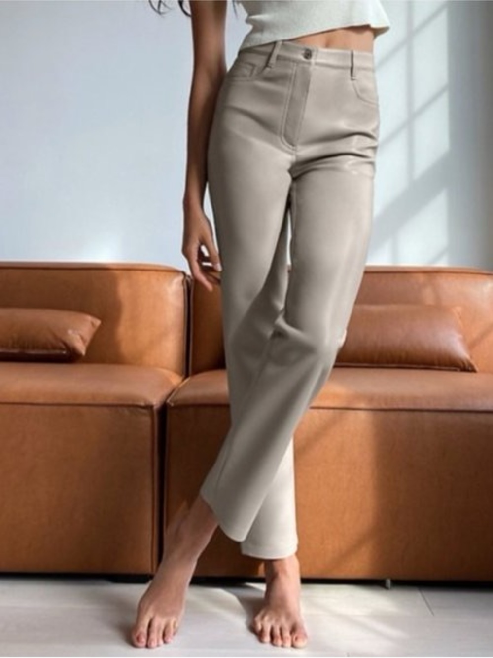 Aritzia / Wilfred - Womens Beige Faux Leather Straight-Leg Jeans